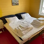 Kraemmervika Rorbuer - Rustic & In Lofoten 아파트 *