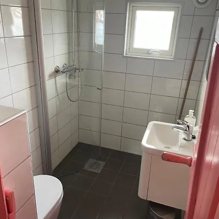 Kraemmervika Rorbuer - Rustic & In Lofoten Apartmán