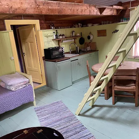 Kraemmervika Rorbuer - Rustic & In Lofoten Apartamento