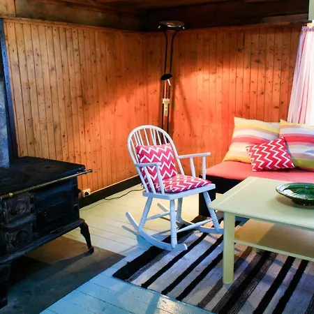 Kraemmervika Rorbuer - Rustic & In Lofoten Ballstad