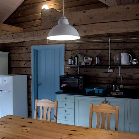 Apartman Kraemmervika Rorbuer - Rustic In Lofoten *