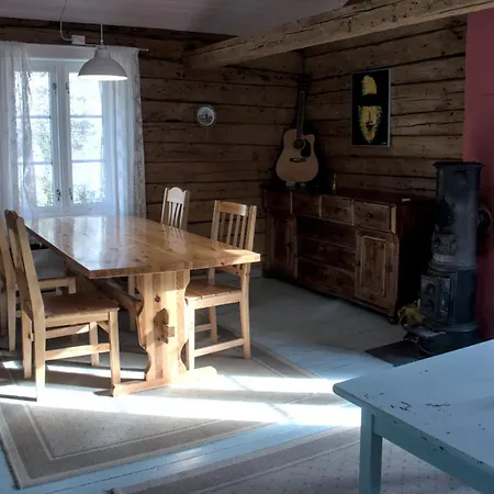 Kraemmervika Rorbuer - Rustic In Lofoten Ballstad