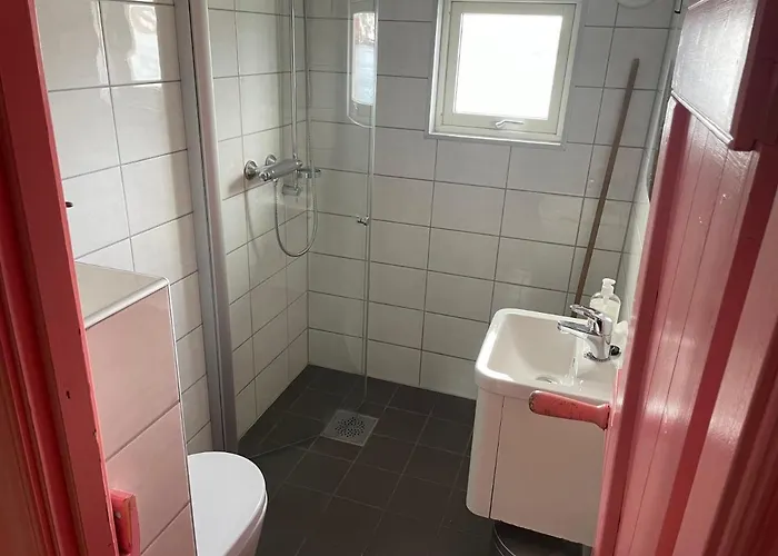 Kraemmervika Rorbuer - Rustic & In Lofoten Lägenhet