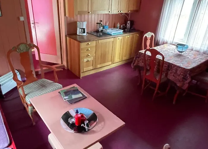 Kraemmervika Rorbuer - Rustic & In Lofoten *