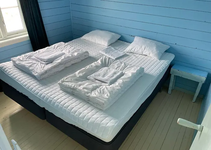 Kraemmervika Rorbuer - Rustic & In Lofoten