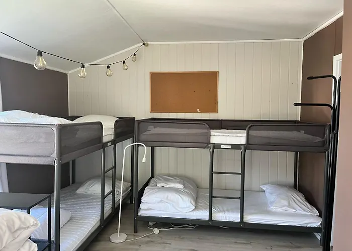 Kraemmervika Rorbuer - Rustic & In Lofoten *