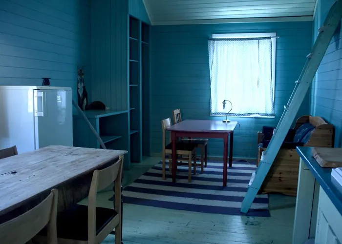 Kraemmervika Rorbuer - Rustic & In Lofoten *