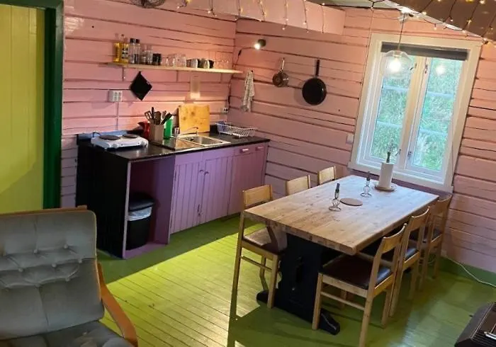Kraemmervika Rorbuer - Rustic & In Lofoten Ballstad