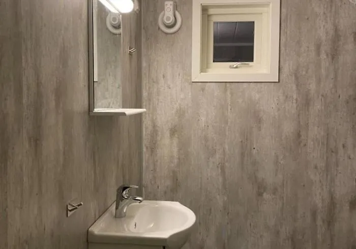 Kraemmervika Rorbuer - Rustic & In Lofoten Appartamento *